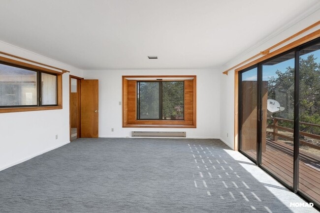 Building Photo - Soulful Mountain Sanctuary in Ashland - Av...