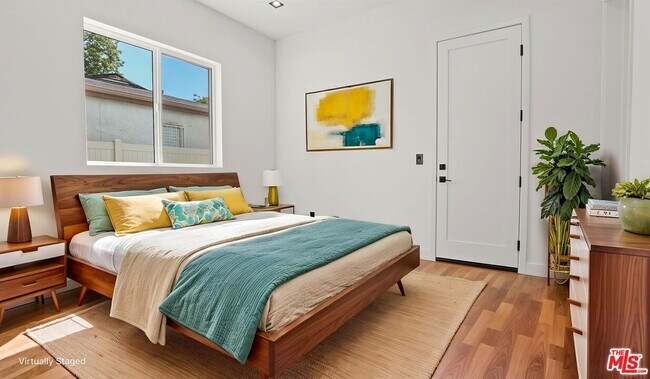 Building Photo - 10844 Peach Grove St