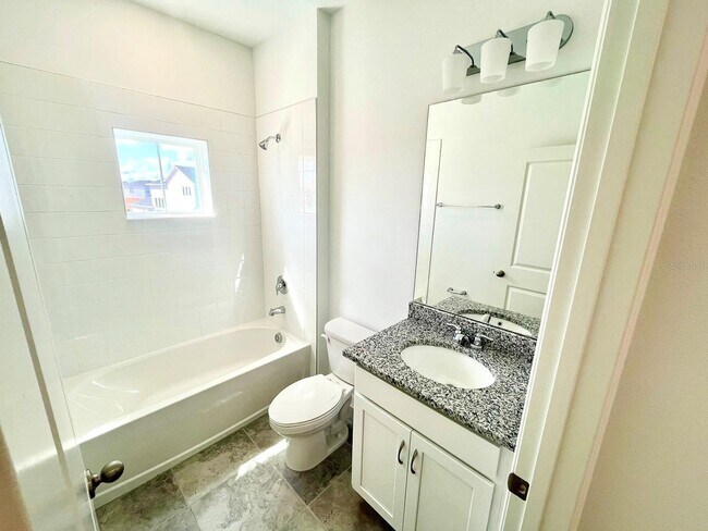 Building Photo - 3082 Voyager Ave