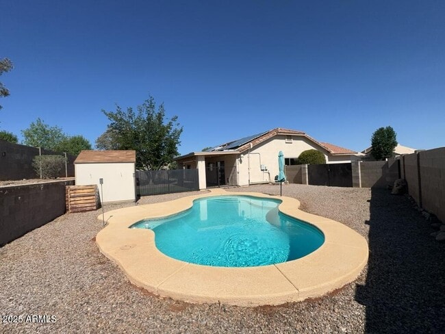 Building Photo - 3954 Cll Roca