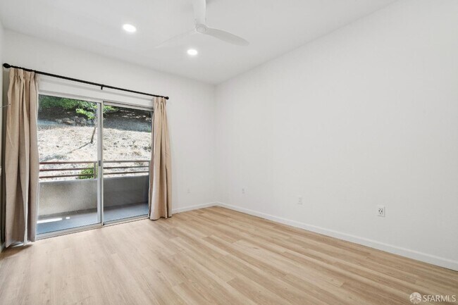 Building Photo - 200 Caldecott Ln