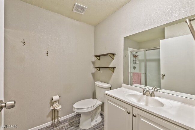 Building Photo - 6617 W Tropicana Ave