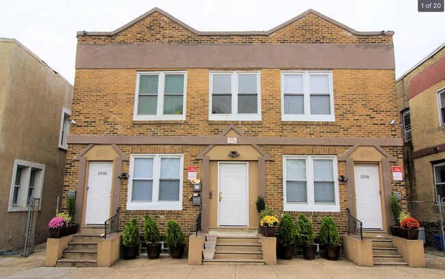 Building Photo - 1016-1018 S 52nd St.