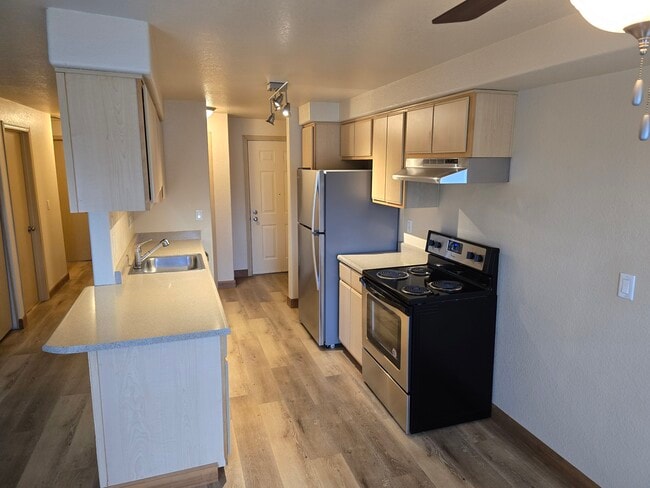 Building Photo - #430 FULLER COMMONS