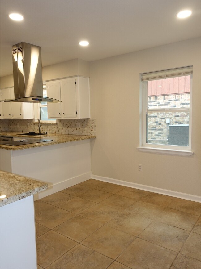 Building Photo - 1038 Cottage Oak Ln