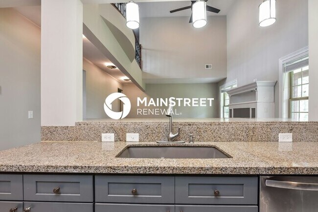 Building Photo - 5 Bedroom Pet-Friendly Home in McDonough, GA with Main Street Renewal