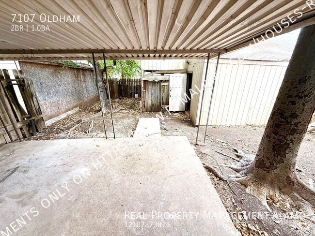 Building Photo - 7107 Oldham-