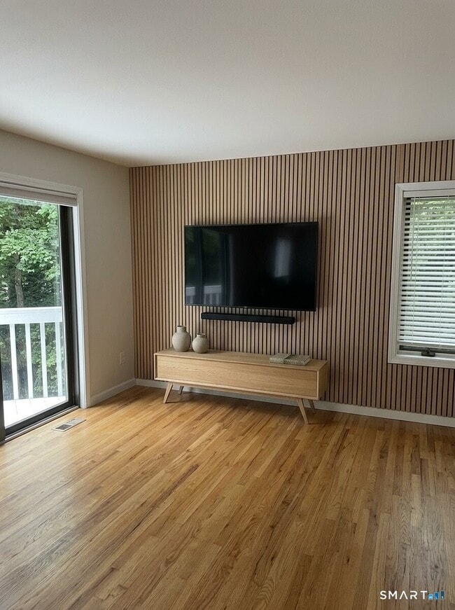 Building Photo - 19 Brookhill Ln
