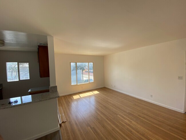 Living Room - 17825 Crenshaw Blvd
