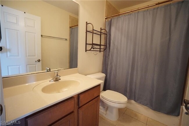 Building Photo - 9774 Roundstone Cir