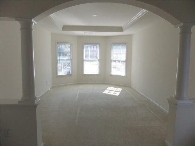 Building Photo - 2745 Niblick Way