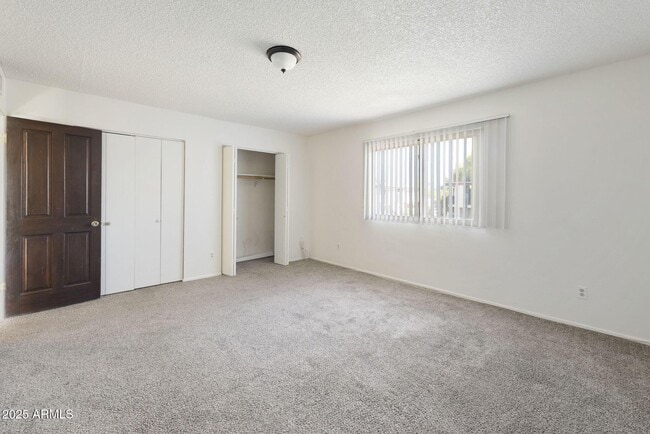 Building Photo - 756 Joan D Arc Ave