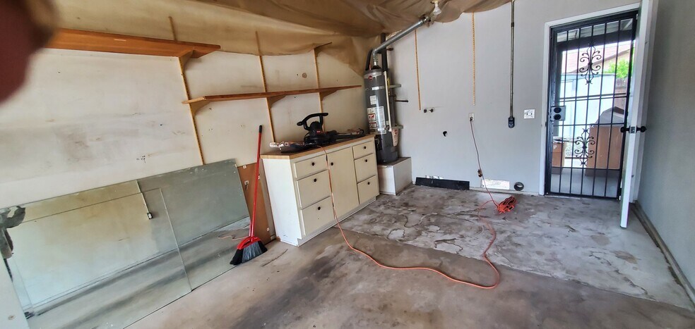 Building Photo - 1832 Pueblo Dr