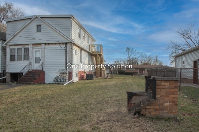 Building Photo - 2956 W 19th Pl