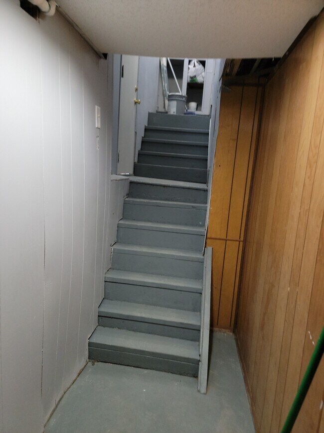 Building Photo - 6410 Garfield Avenue