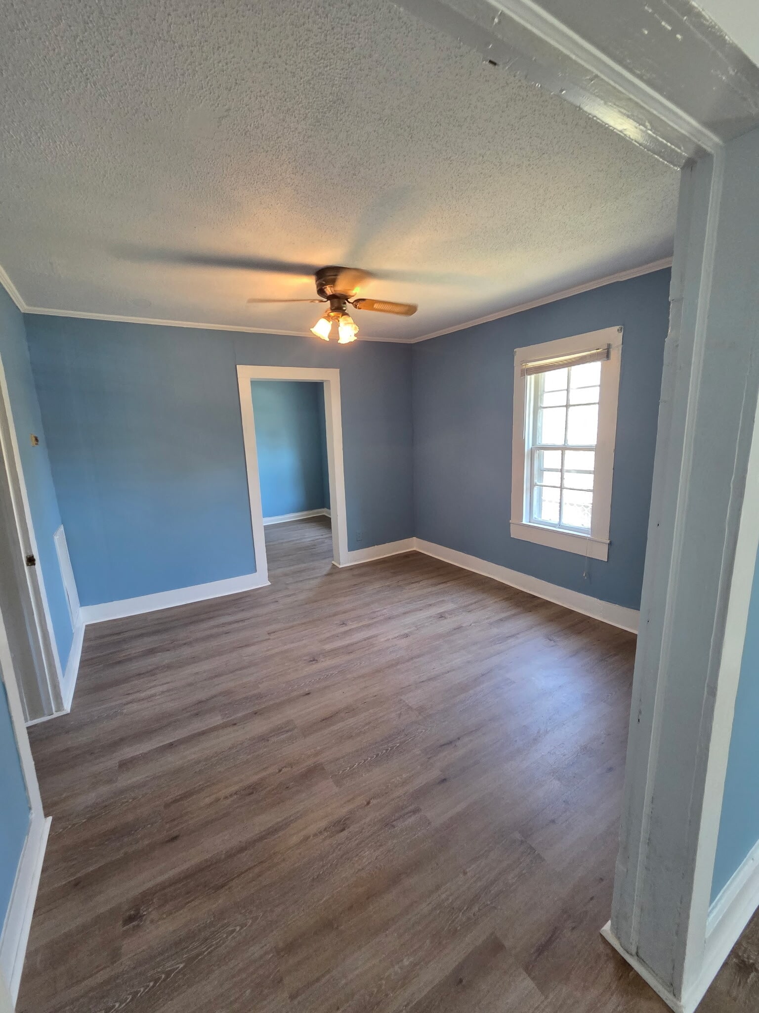 Building Photo - 545 Salley St