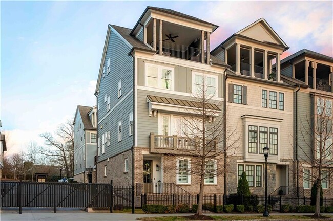 Building Photo - 288 Heritage Ln SE
