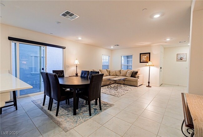 Building Photo - 3628 Via Allegro