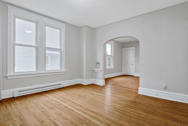 Building Photo - 45 N 10th St