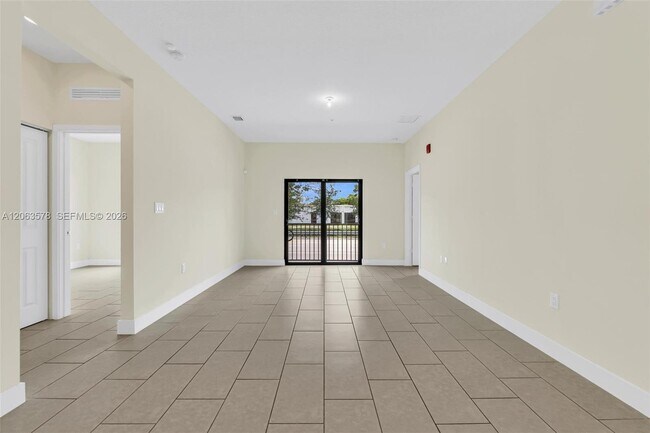 Building Photo - 8167 NW 41st St