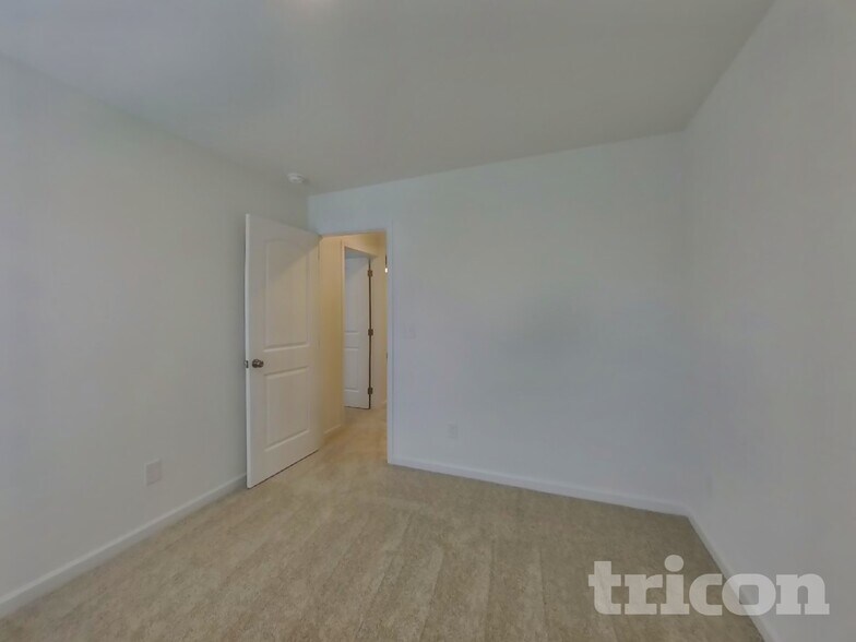 Building Photo - 1362 Georgetown Dr