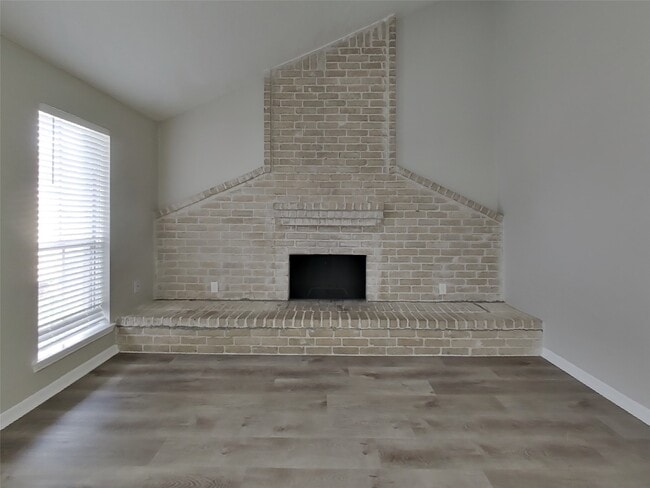 Building Photo - 12819 Enchanted Path Dr