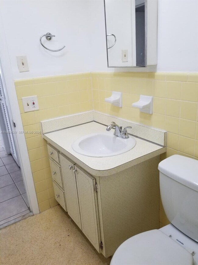 Building Photo - 701 NW 1st St