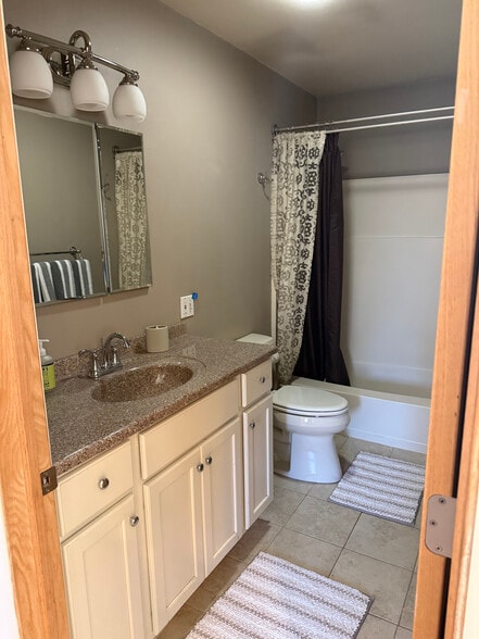 Building Photo - 15 Emeritus St