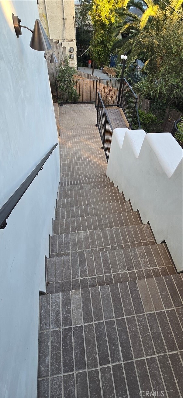 Building Photo - 3815 Tracy St