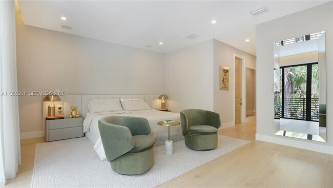 Building Photo - 3075 Mary St