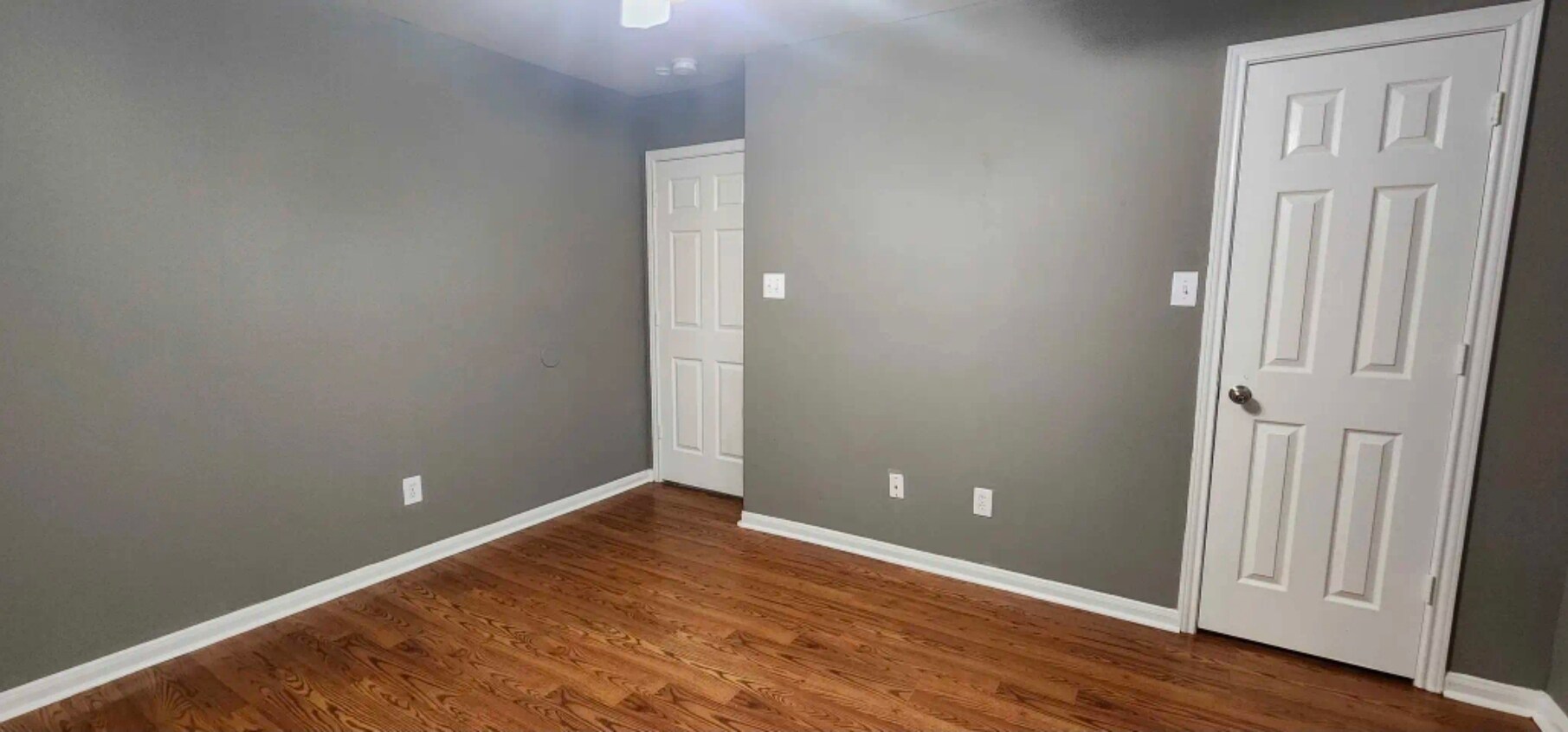 Building Photo - 3004 La Estancia Ln