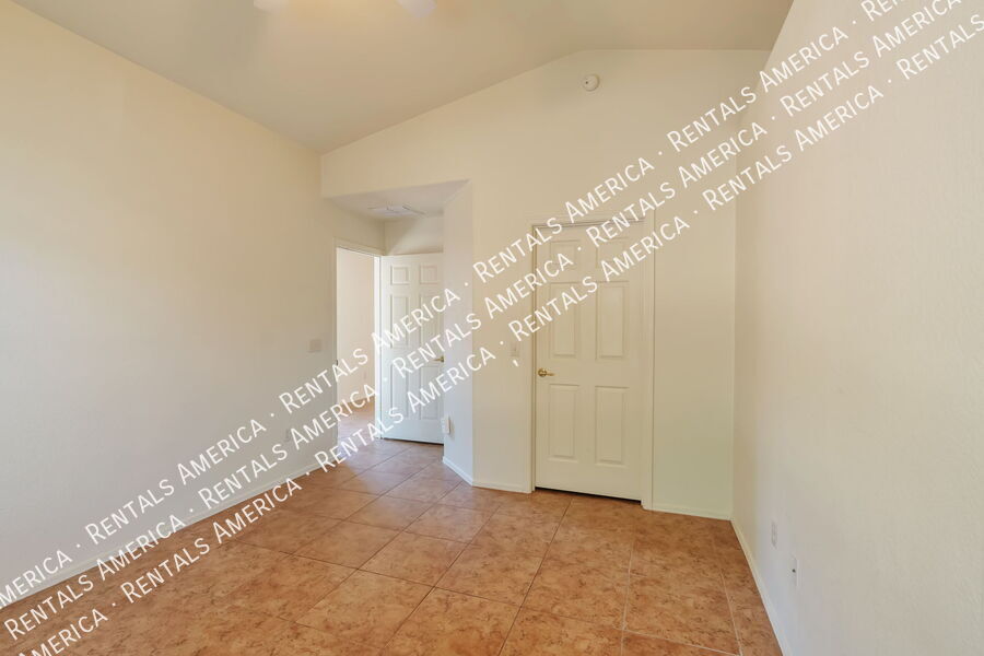 Building Photo - 7838 S Hidden Stone Ln