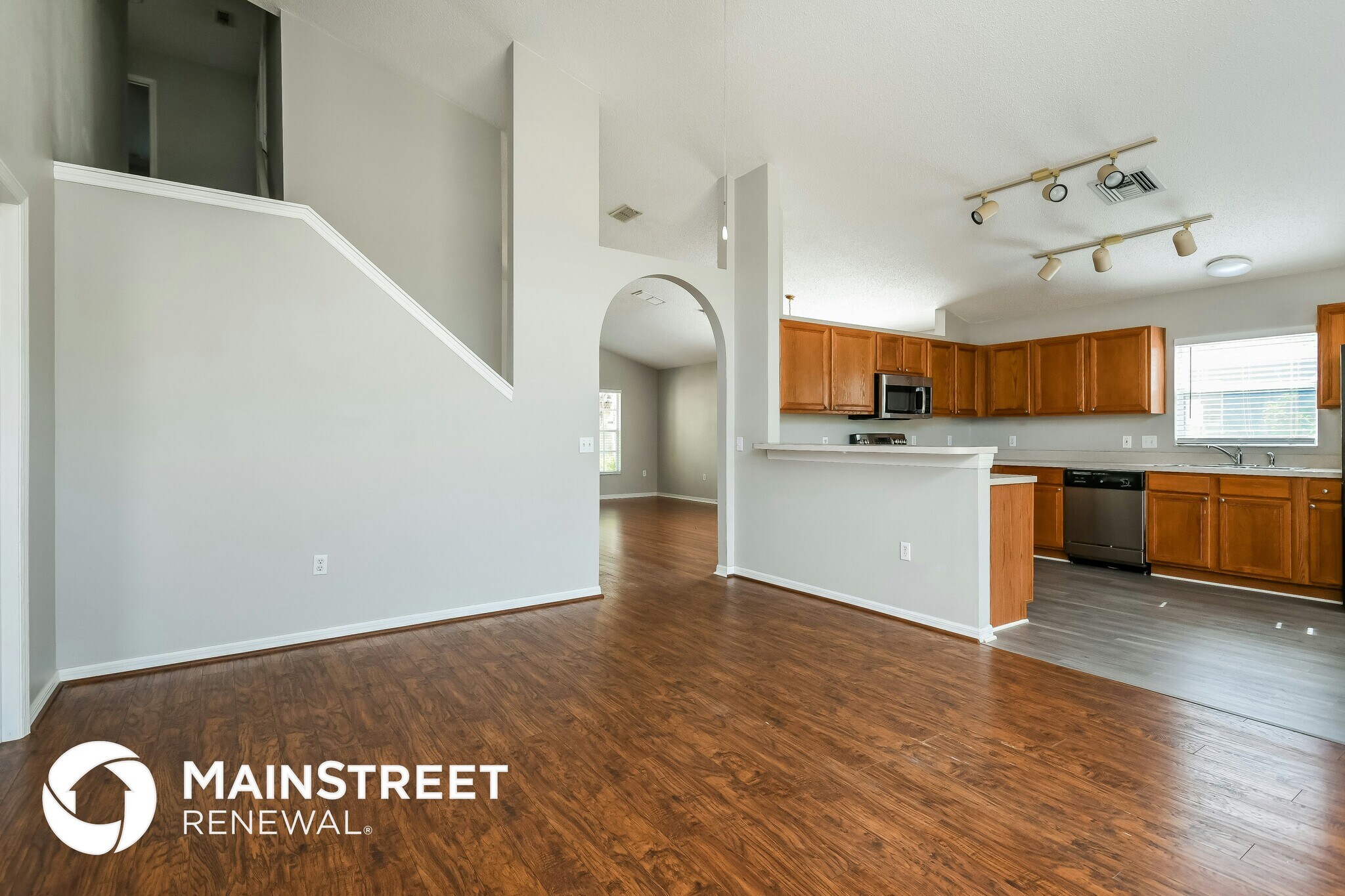 Building Photo - 1170 Creekview Ct