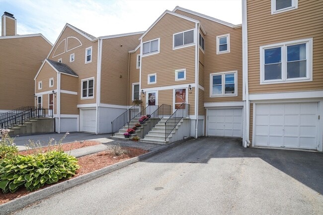 Building Photo - 64 Camelot Dr
