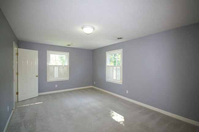 Building Photo - WONDERFUL 2-STORY HOME IN WALNUT CREEK *SP...