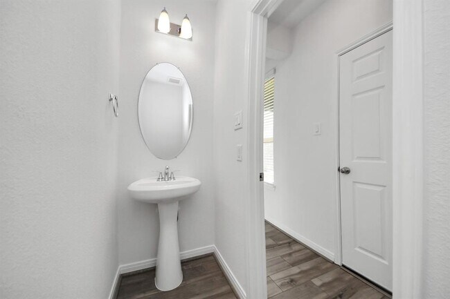 Building Photo - 4511 Kellmore Ct