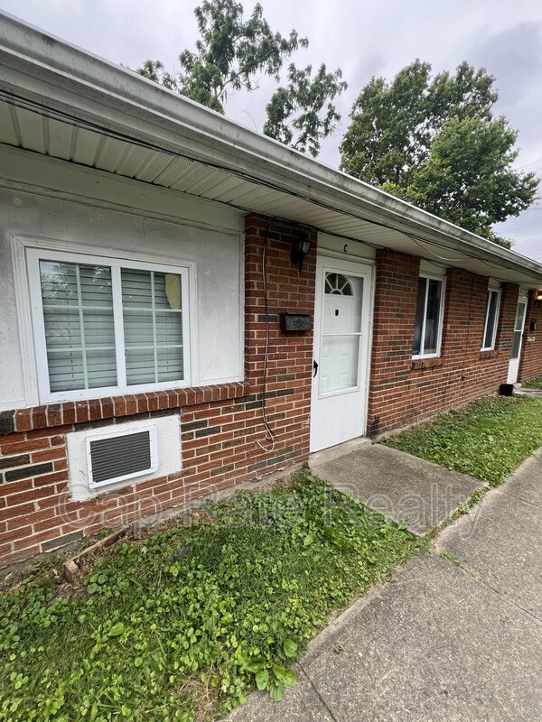 2735 Joyce Ave 2735 Joyce Ave Columbus OH 43211 Apartment Finder