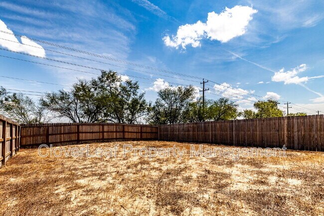Building Photo - 12818 Lorena Ochoa