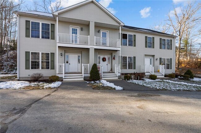 Building Photo - 35 Mapleville Main