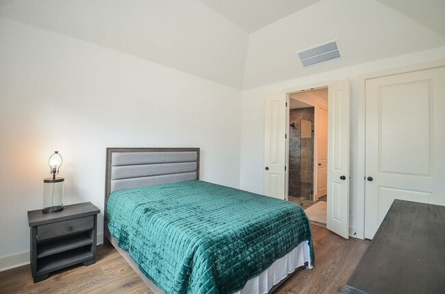 Building Photo - 3338 Verdant Ln