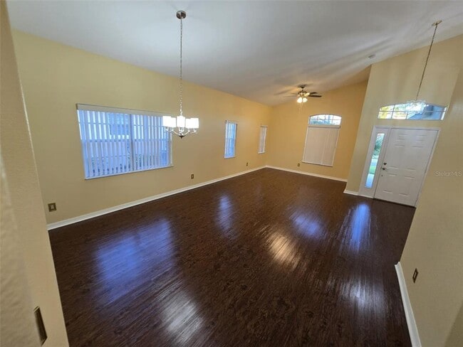 Building Photo - 29 High Vista Dr