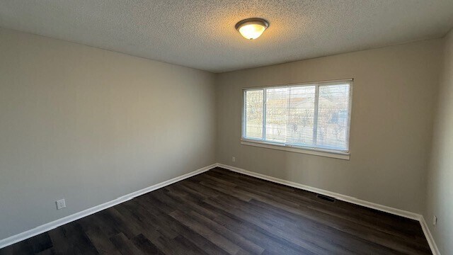 Building Photo - 9102 E 34th St