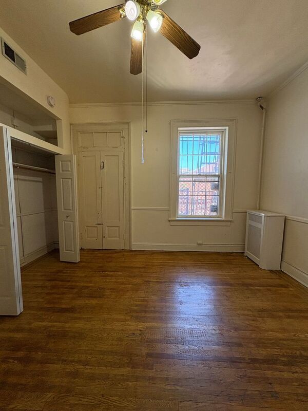 Building Photo - 24 E Mt Vernon Pl