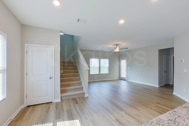 Building Photo - 7064 Foggy River Dr
