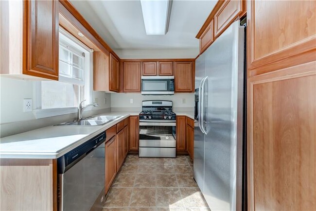 Building Photo - 64 Mt Vernon Cir