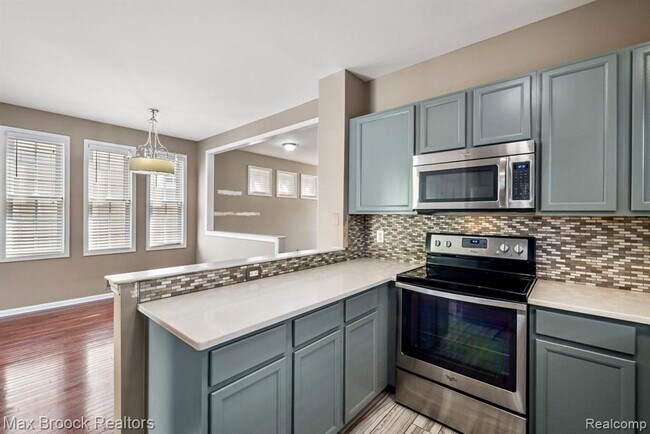 Building Photo - 3833 Forester Blvd