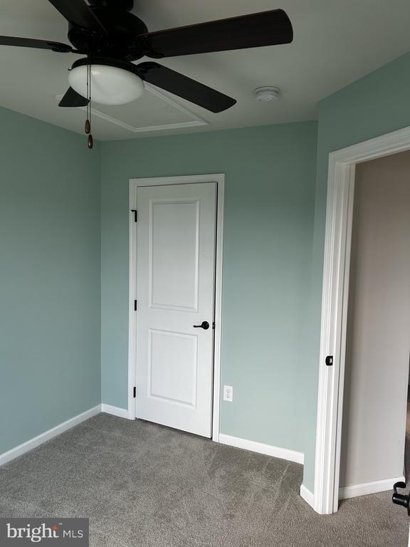 Building Photo - 251 Compass Dr