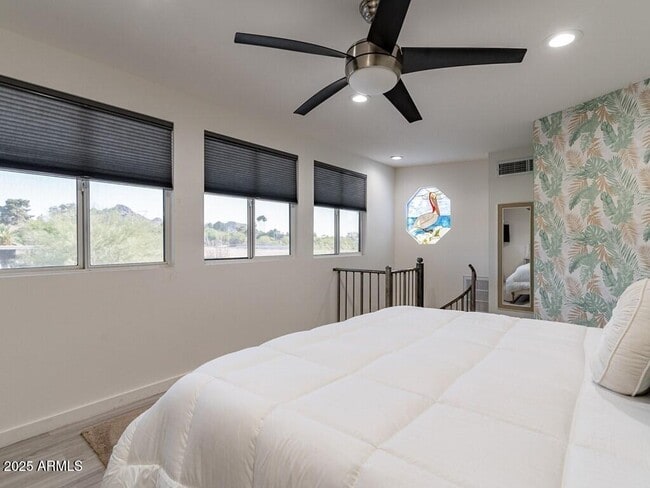 Building Photo - 3302 E Turquoise Ave