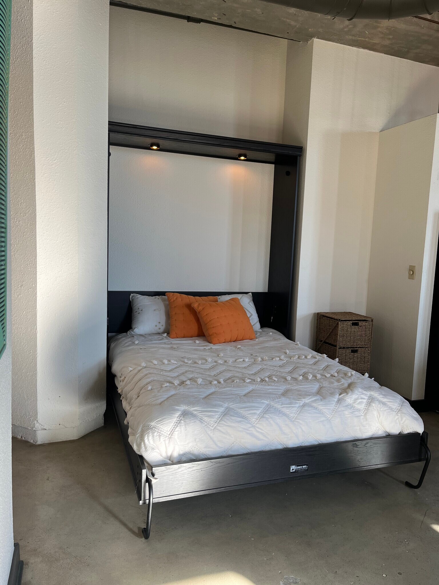 Queen Murphy Bed - 1535 Walnut St