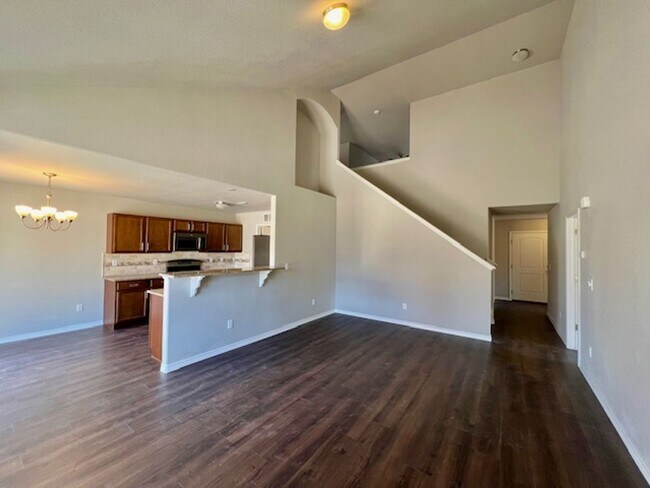 Building Photo - Charming 3 Bedroom Home In Falcon Highlands Available Now!